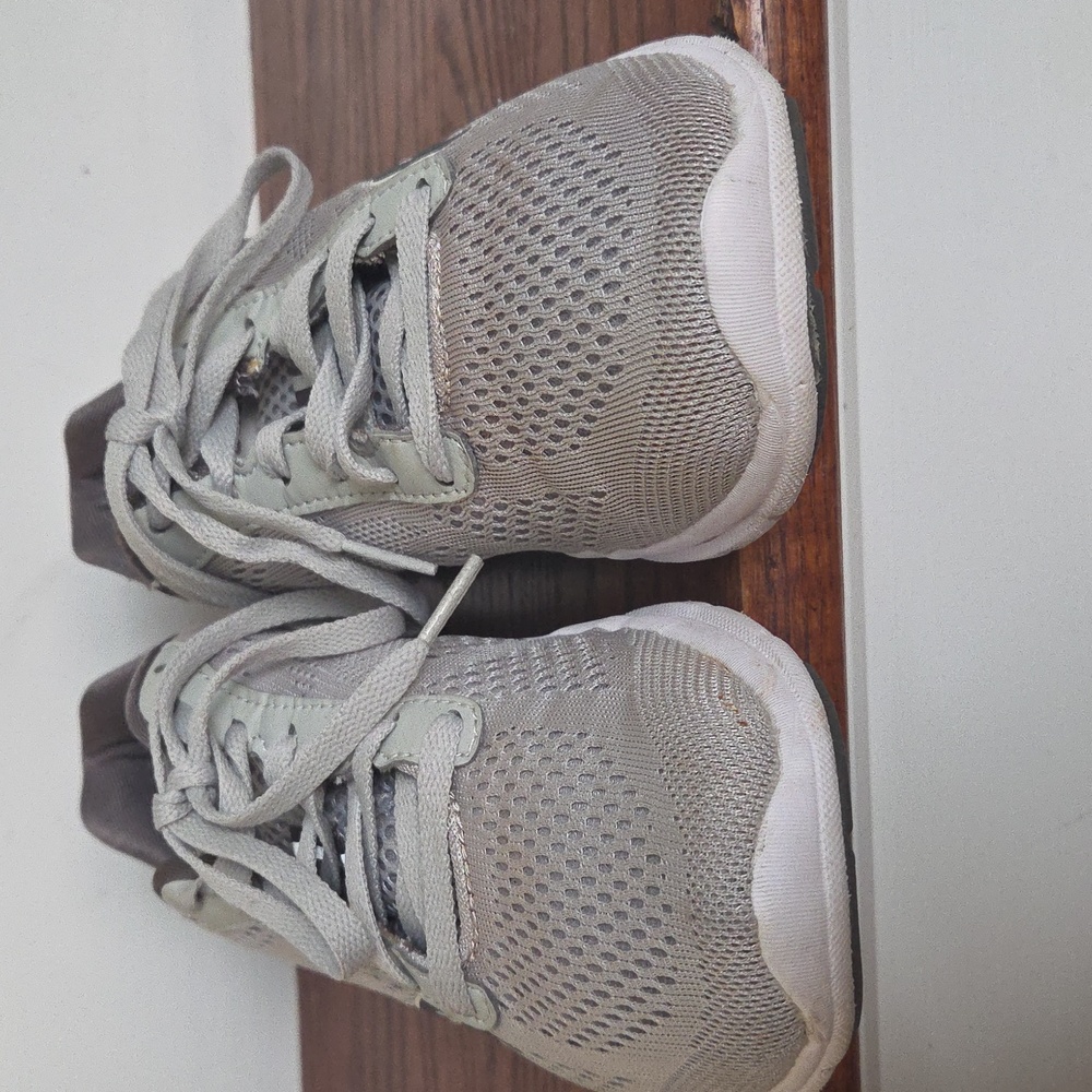 Saucony Grid Womens lightweight running shoe in grey size 7.5 - Picture 4 of 7